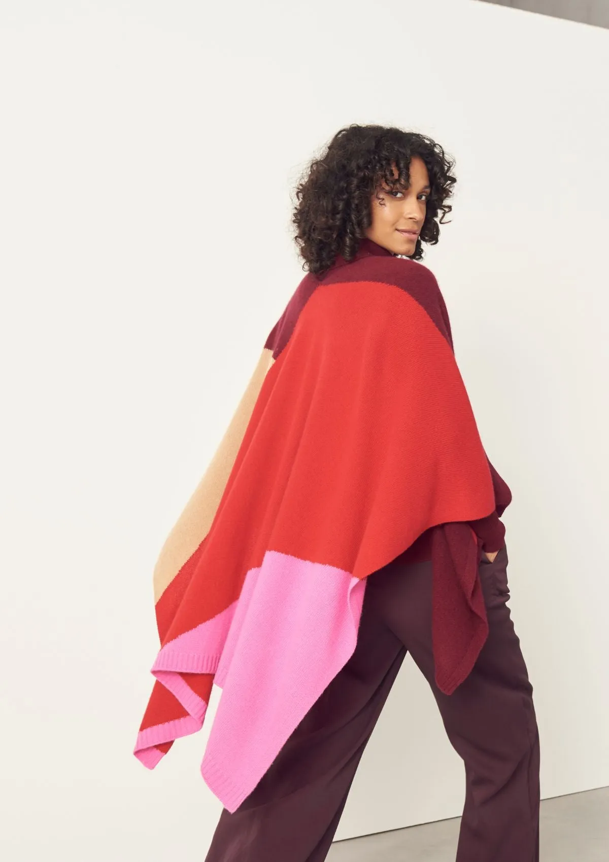 Cashmere Colour Block Rib Edged Cape in Plum Red