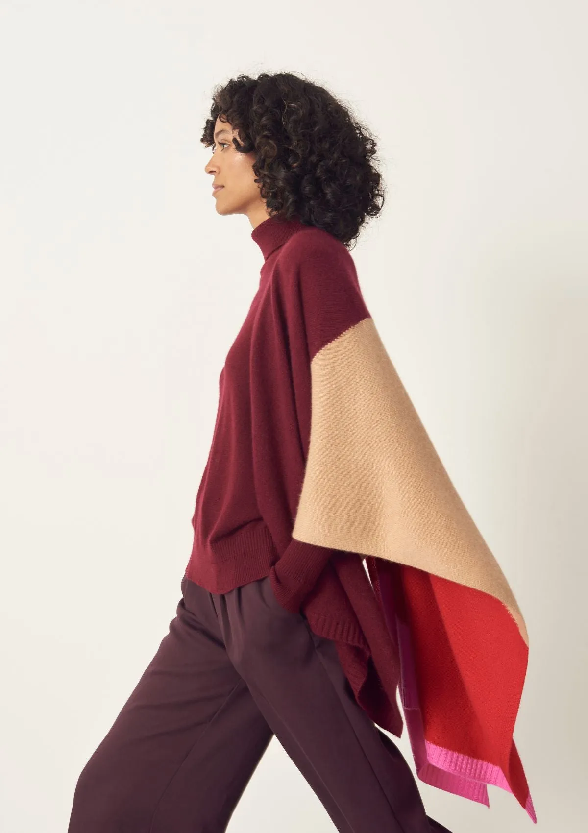 Cashmere Colour Block Rib Edged Cape in Plum Red