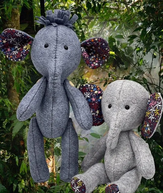 ***DOWNLOAD*** Harold Elephant Pattern and Instructions A4 - 30cm when made