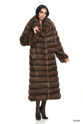 Long elegant sable coat with english collar