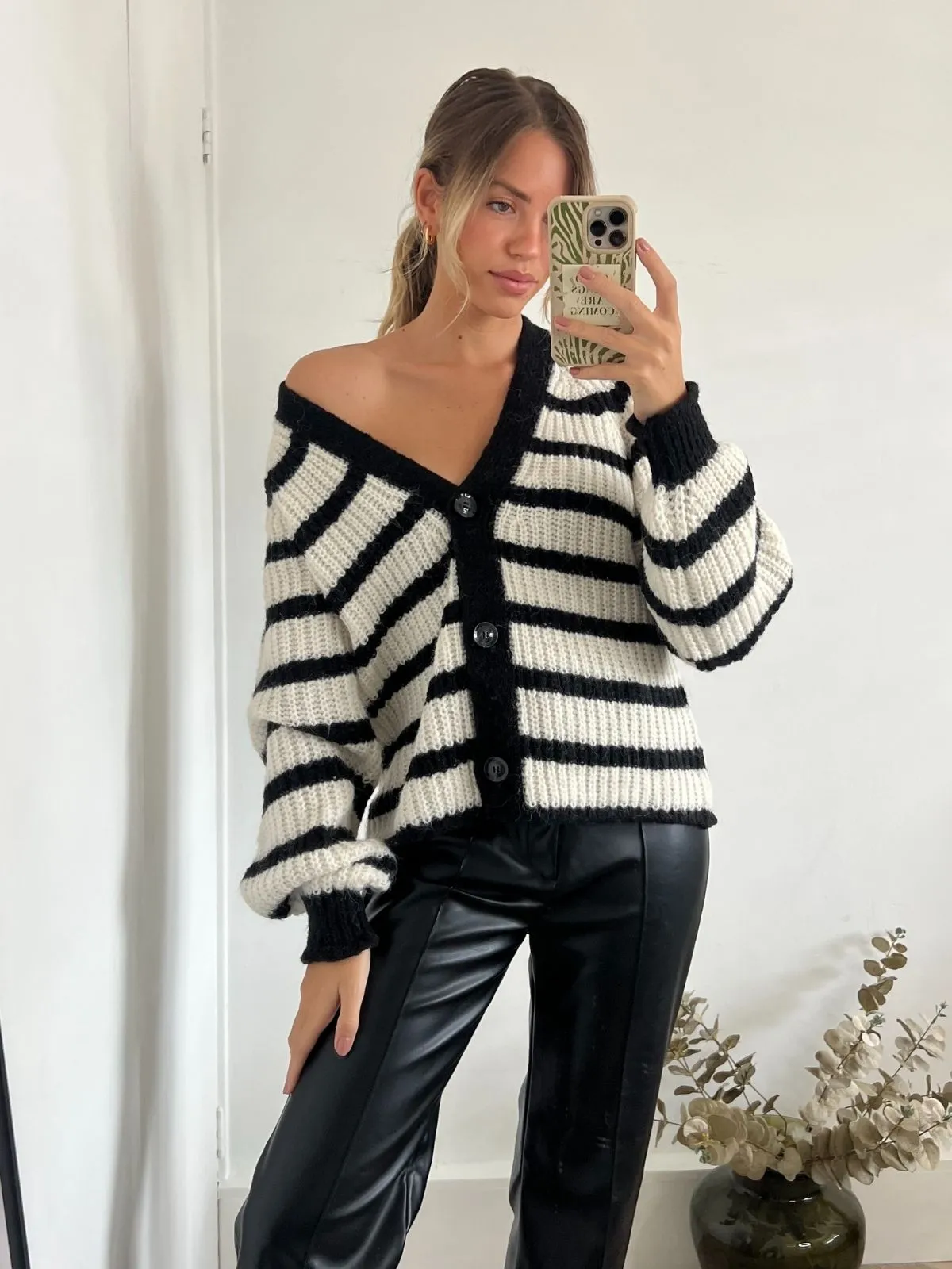 Meredith cosy Striped Oversized Cardigan / Black & White