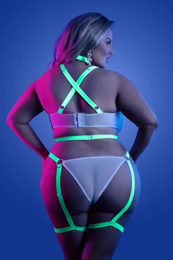 Swinging On The Pole- Plus Size Black light Bra Set